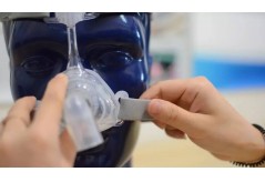 受新冠疫情的影响， 医疗用硅胶制品厂家生产的硅胶面罩供不应求